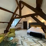 Domaine De Prestal 3*
