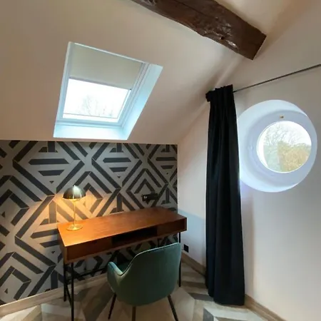 Domaine De Prestal 3* Le Merlerault