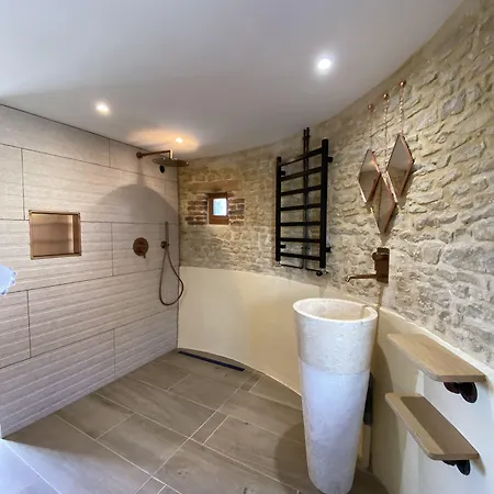 Domaine De Prestal Konukevi