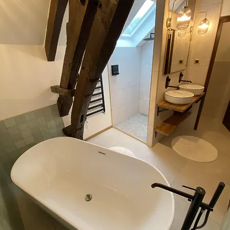 Domaine De Prestal Konukevi