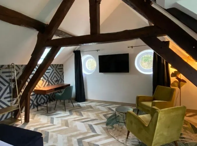 Domaine De Prestal 3* Le Merlerault