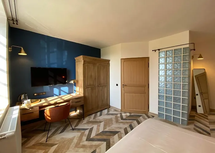 Domaine De Prestal 3* Le Merlerault