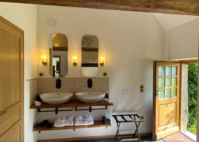 Domaine De Prestal 3*